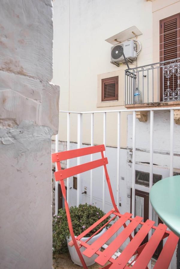 L'Angolo Bianco Apartment Ostuni Exterior photo